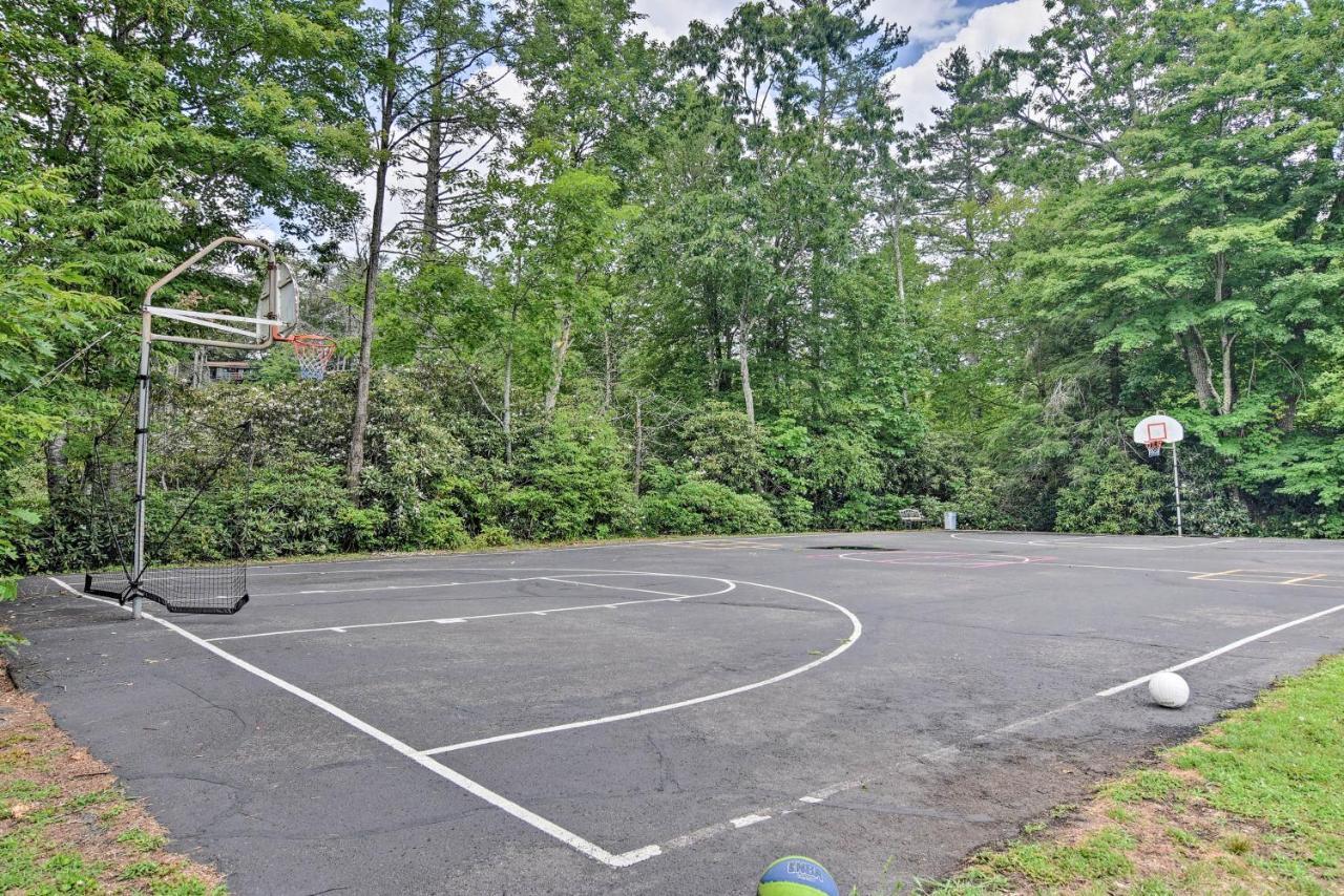 Newland Mountain Cabin Golf And Resort Amenities! Exterior photo